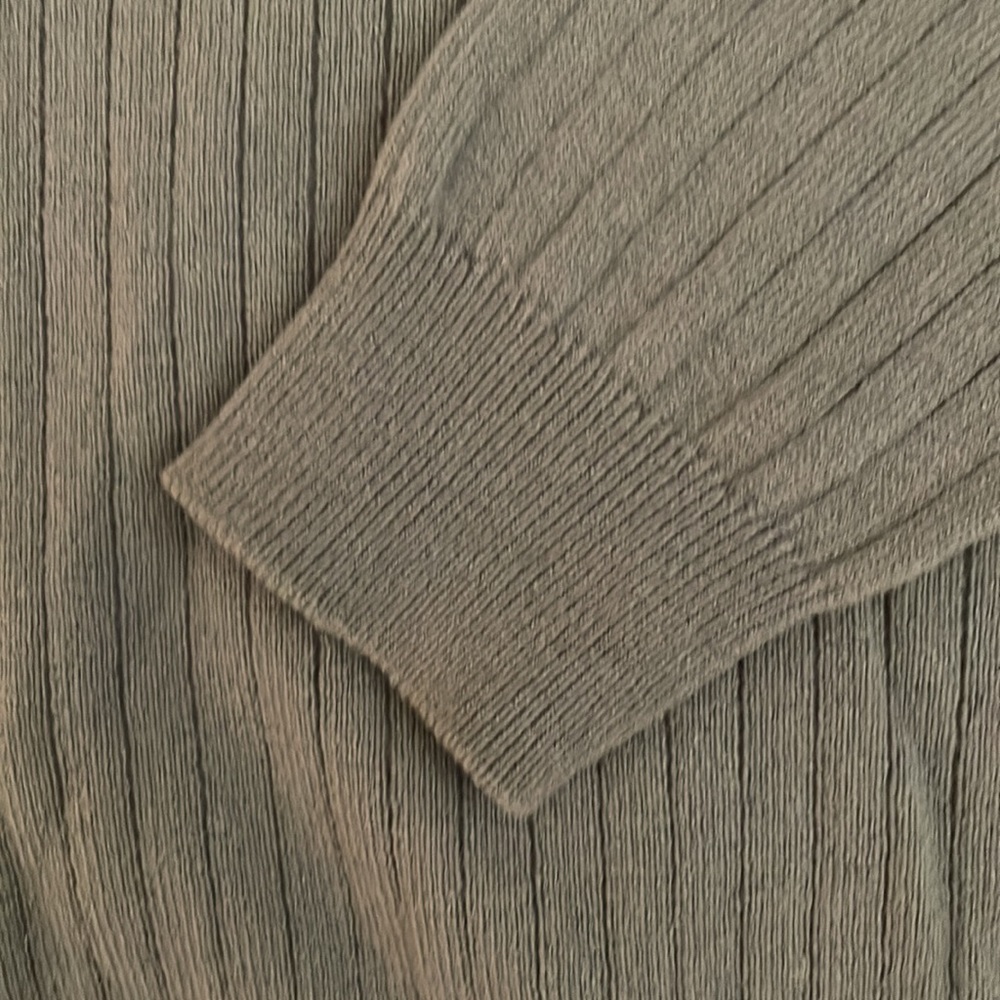 Ralph Lauren Purple Cashmere Ribbed V-Neck Sweater in Seafoam Green - Picture 3 of 6